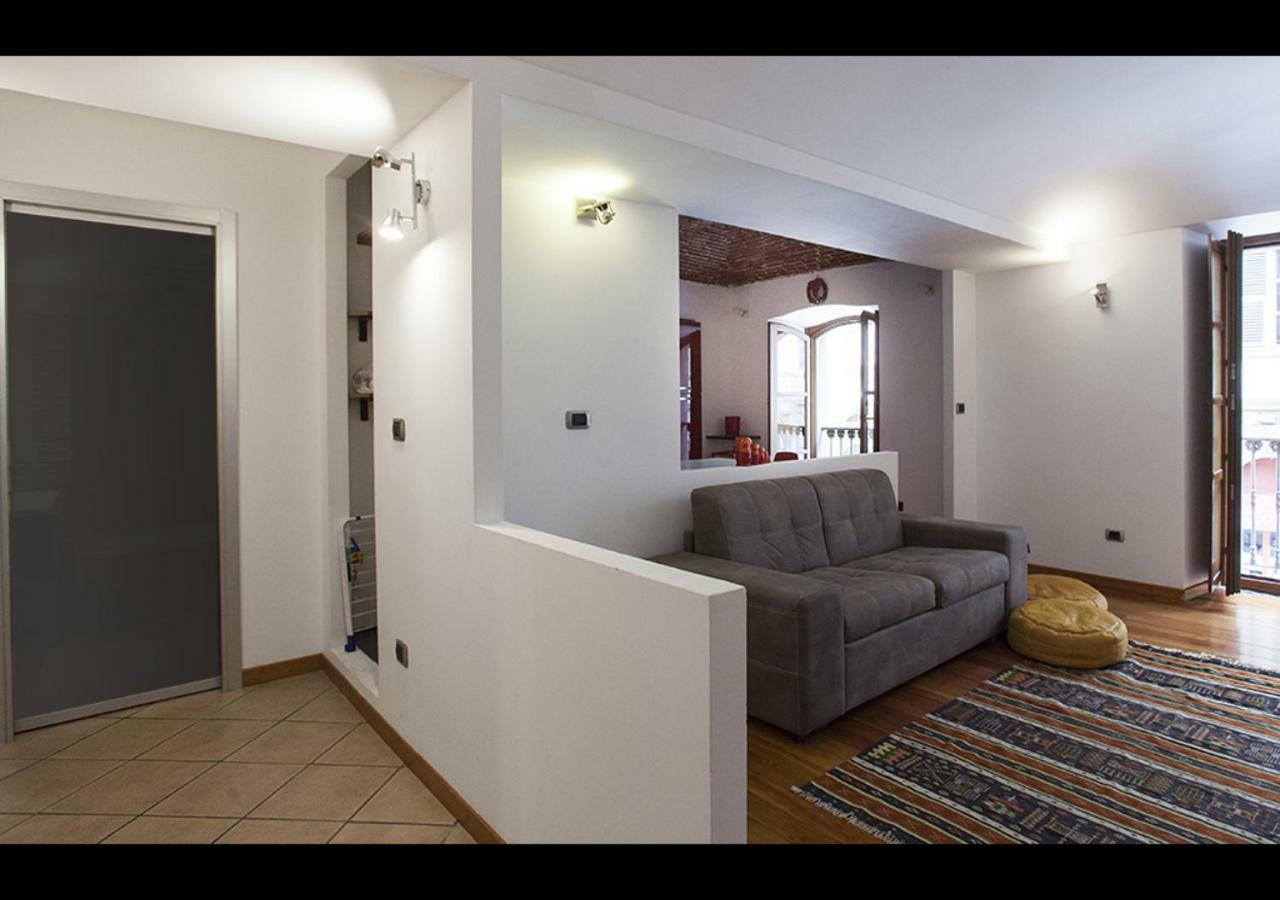 Monikapsa Apartment Turin Luaran gambar