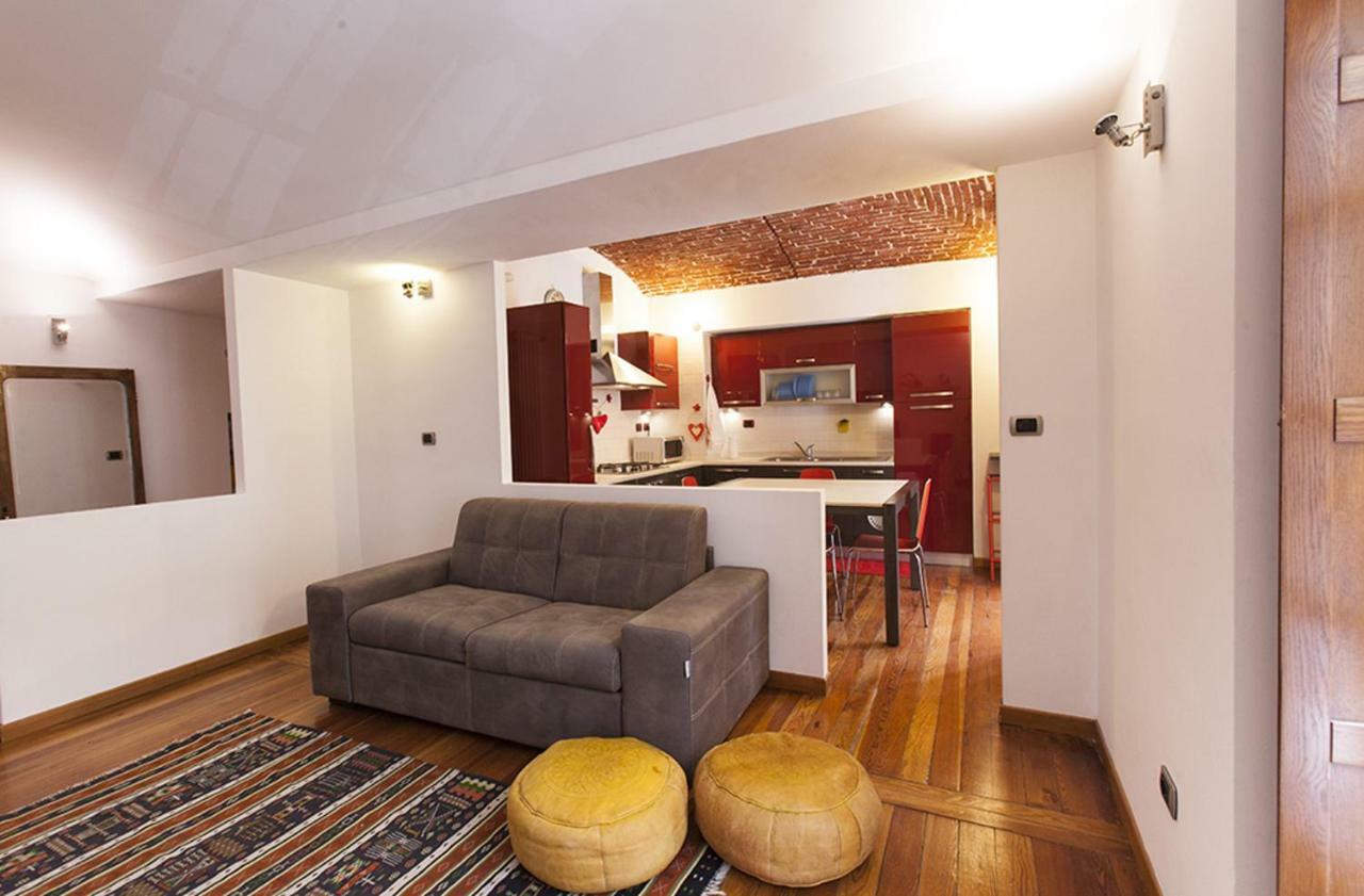 Monikapsa Apartment Turin Luaran gambar