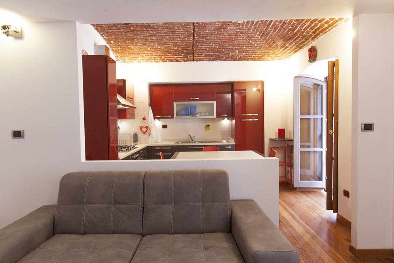 Monikapsa Apartment Turin Luaran gambar